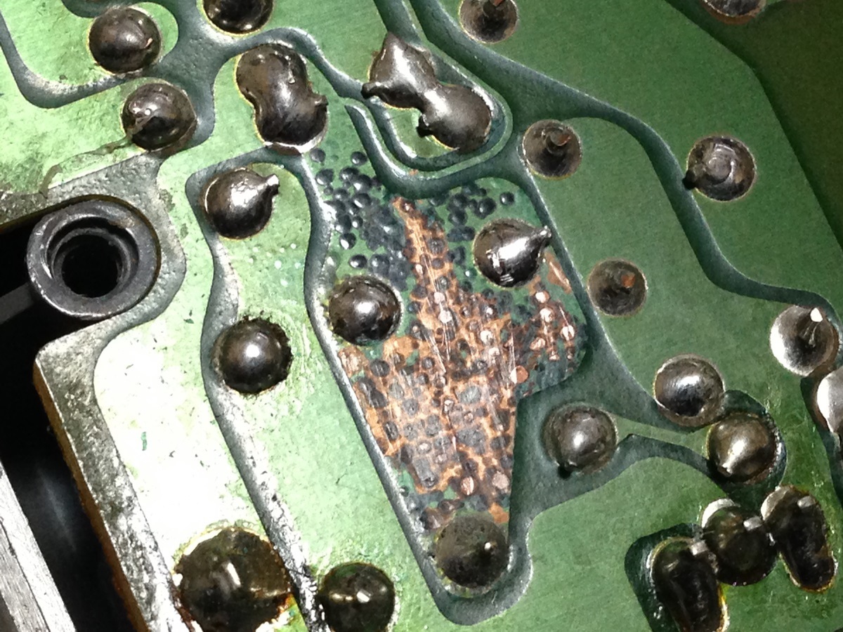 98ノートのACアダプタ再修理: Synthesized Malfunction